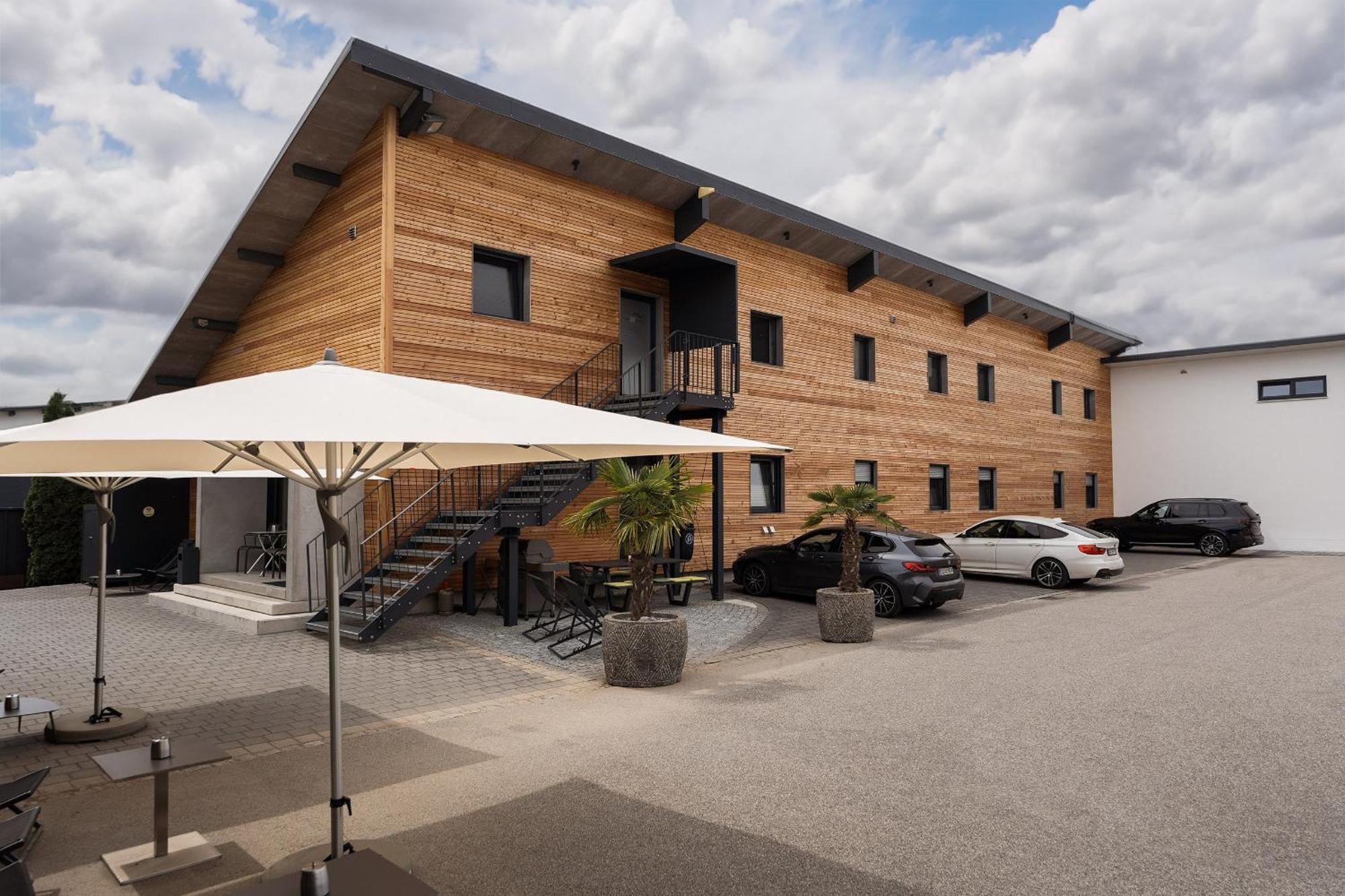 Aparthotel Nah Dran Dingolfing Exterior foto